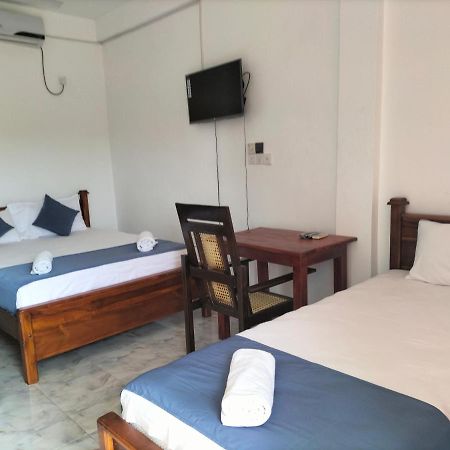 Hotel Sun Blue Uppuveli Luaran gambar