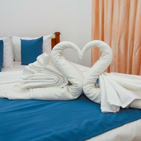 Hotel Sun Blue Uppuveli Luaran gambar