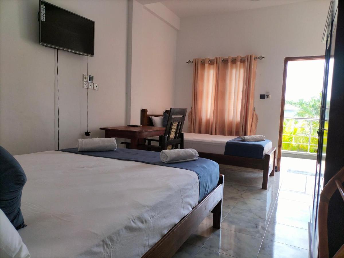 Hotel Sun Blue Uppuveli Luaran gambar