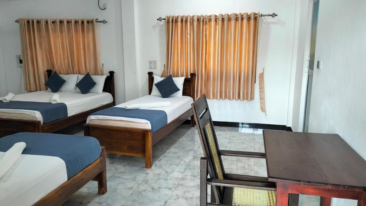 Hotel Sun Blue Uppuveli Luaran gambar