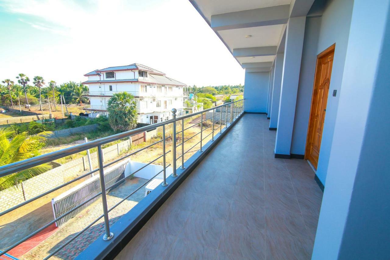 Hotel Sun Blue Uppuveli Luaran gambar