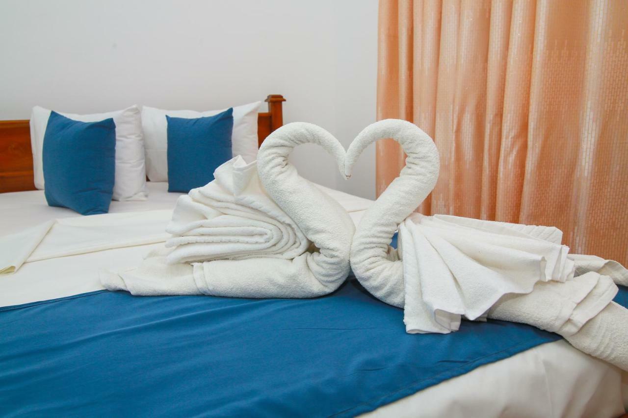 Hotel Sun Blue Uppuveli Luaran gambar