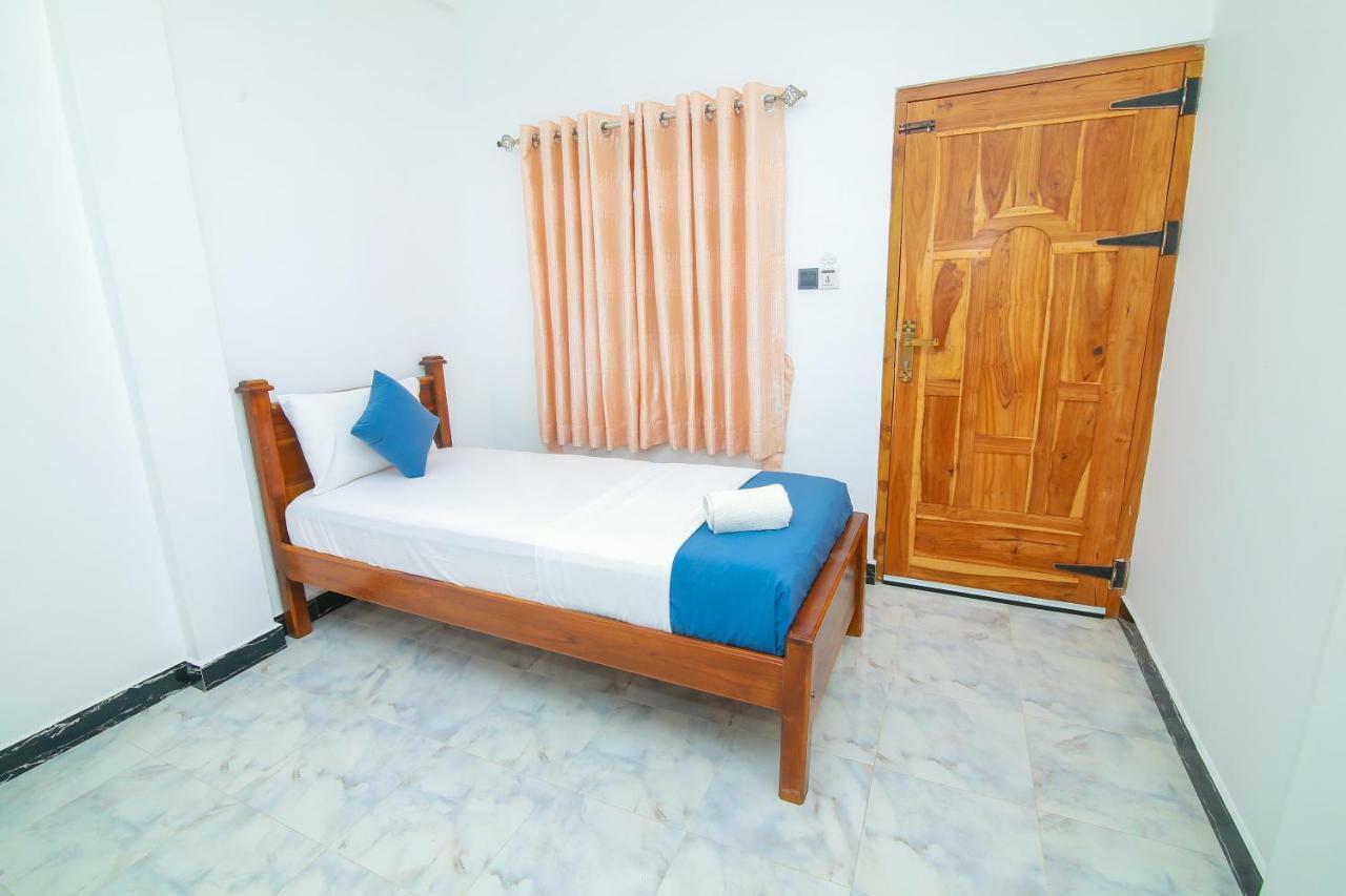 Hotel Sun Blue Uppuveli Luaran gambar